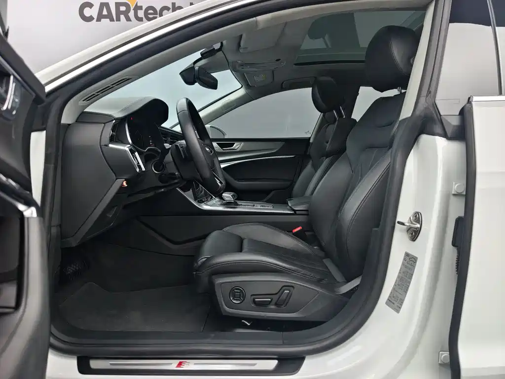 Audi A7 2023 45 TFSI Premium Selection купить на сайте DeffCars