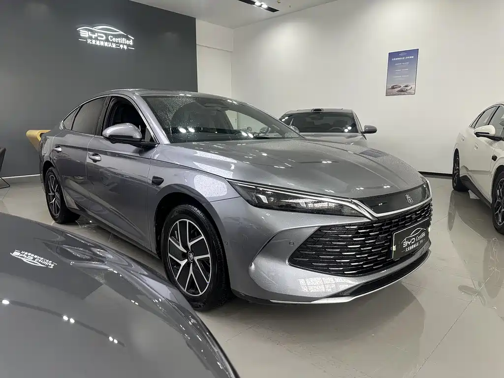 Qin L 2025 DM-i Smart Driving Edition 120KM Transcendent Type купить на сайте DeffCars