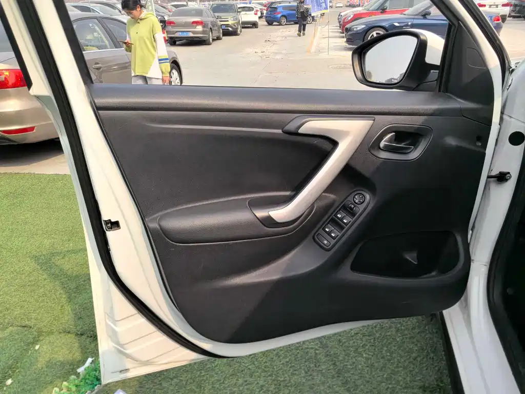 Citroen C3-XR 2017 230THP Automatic Pioneer купить на сайте DeffCars