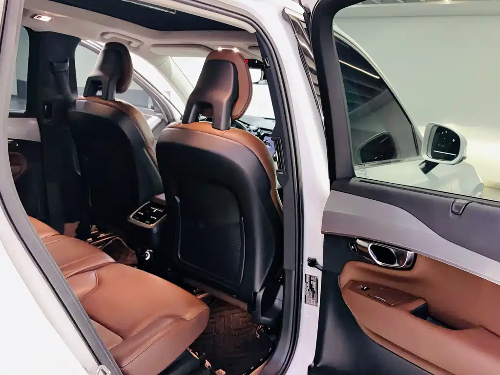 Volvo XC90 2018 T6 Zhiyi Edition 7 seats купить на сайте DeffCars