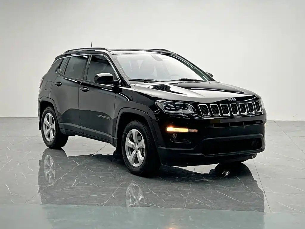 Compass 2017 200T Automatic Home Edition купить на сайте DeffCars