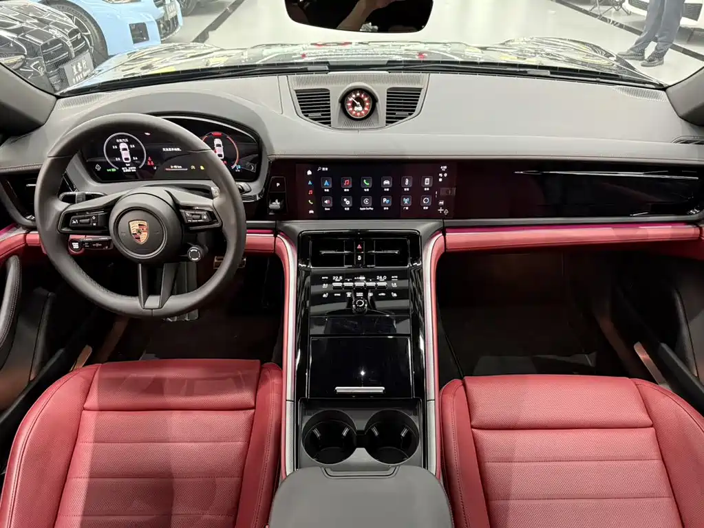 Panamera 2026 Panamera 4 Executive Extended Edition 2.9T купить на сайте DeffCars