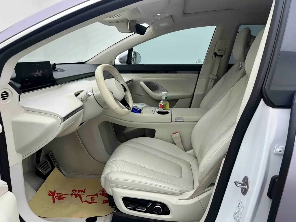 Zhijie R7 2024 pure electric 667km Pro купить на сайте DeffCars