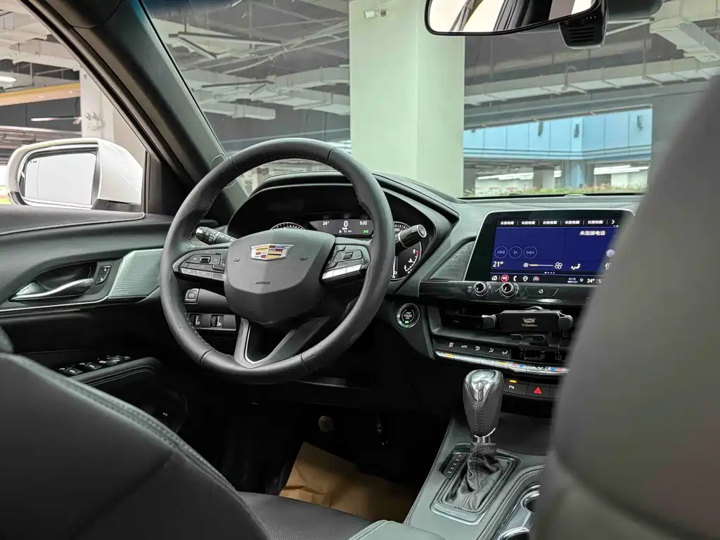 Cadillac CT4 2023 25t Luxury Edition купить на сайте DeffCars