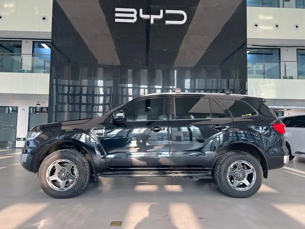 Everest 2017 2.0T gasoline automatic four-wheel drive luxury version 5 seats купить на сайте DeffCars