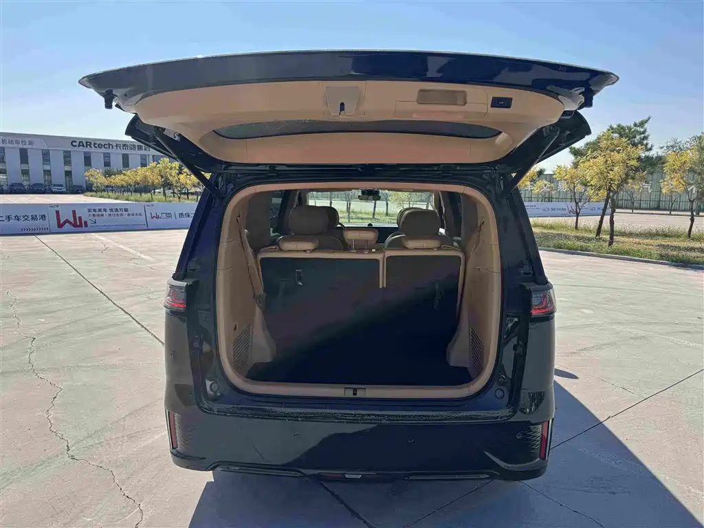 Lantu Dreamer 2022 low carbon version home купить на сайте DeffCars