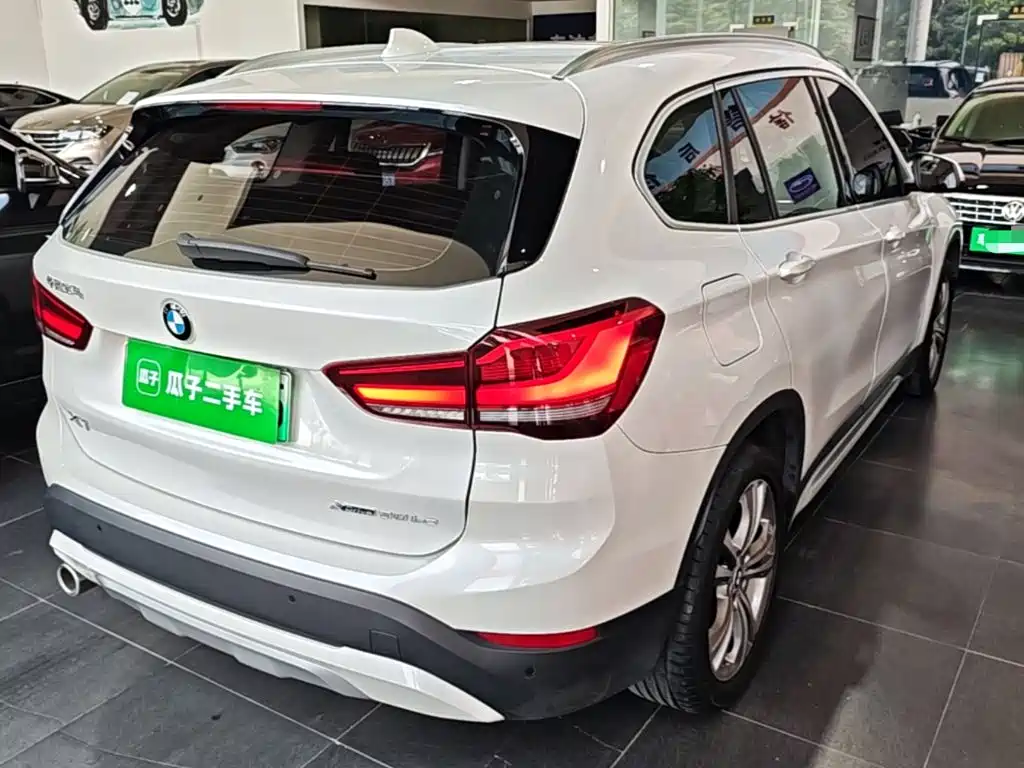BMW X1 New Energy 2020 xDrive30Le Premium Edition купить на сайте DeffCars