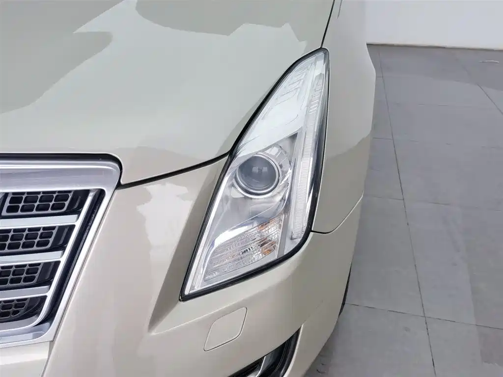 Cadillac XTS 2013 28T Comfort Model купить на сайте DeffCars