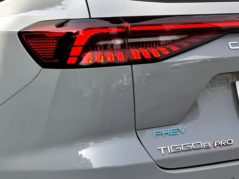 Tiggo 8 PRO New Energy 2025 Champion Edition 1.5T 100km Premium Type купить на сайте DeffCars