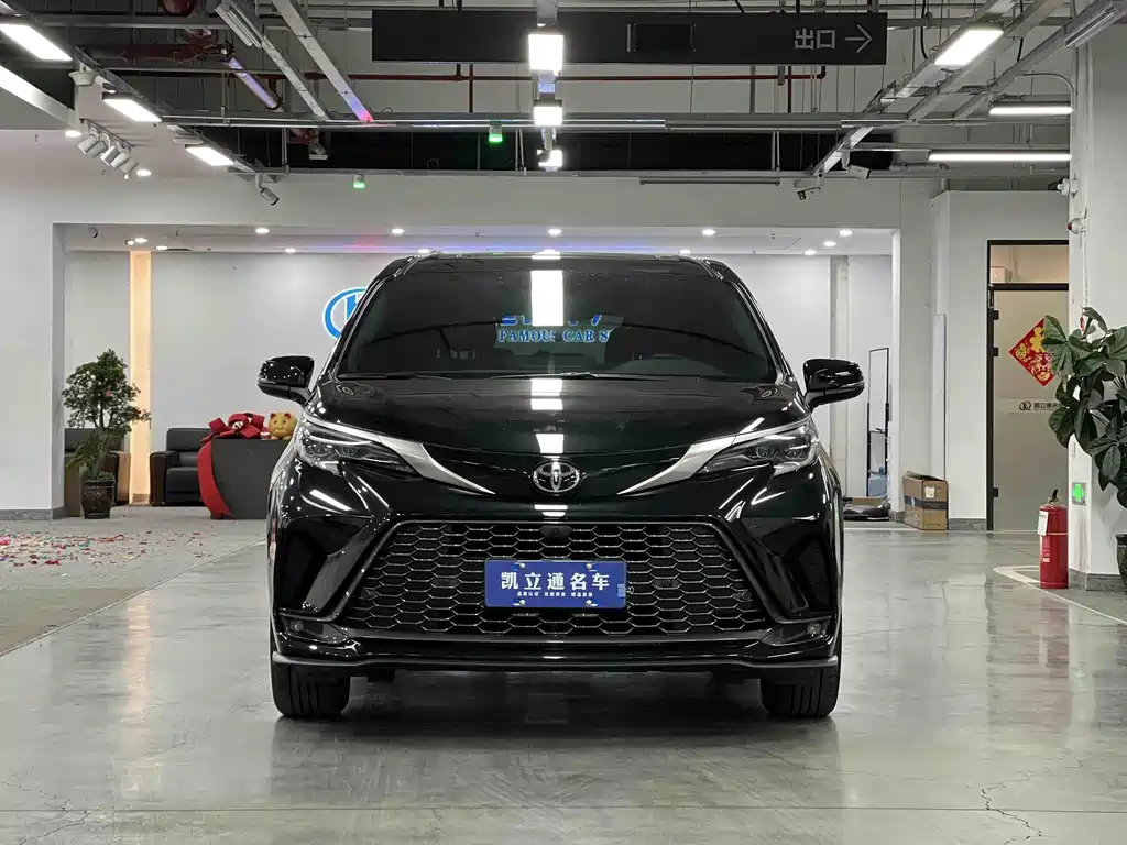 Grevia 2024 2.5L Hybrid Luxury Edition купить на сайте DeffCars