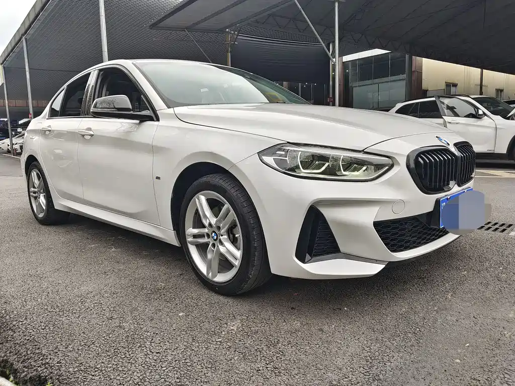 BMW 1 Series 2022 120i M Sports Night Edition купить на сайте DeffCars
