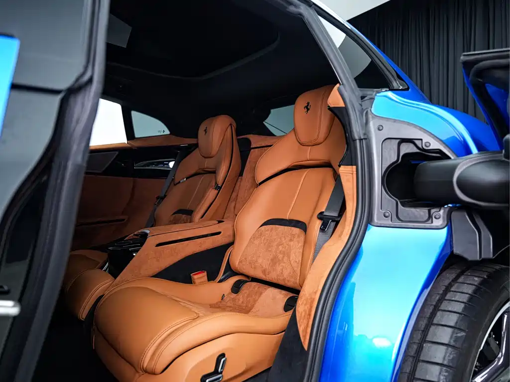 Purosangue 2023 6.5L V12 купить на сайте DeffCars