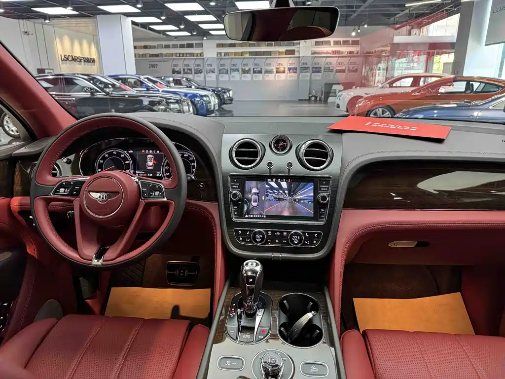 Bentayga 2018 4.0T V8 купить на сайте DeffCars