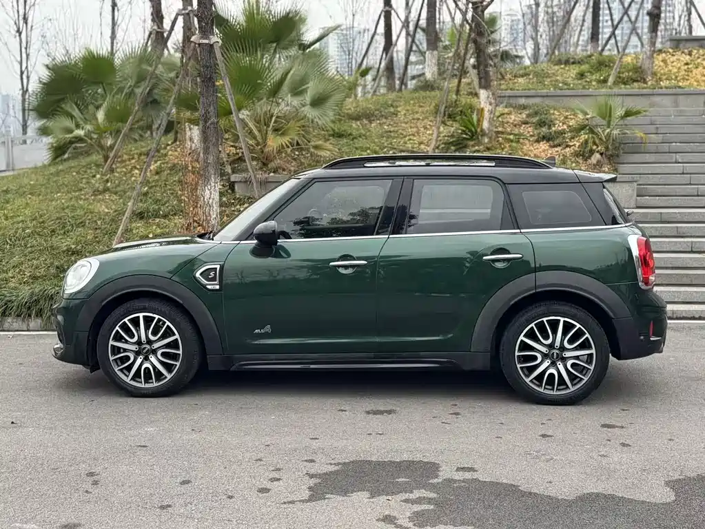 MINI COUNTRYMAN 2018 2.0T COOPER S ALL4 racing driver купить на сайте DeffCars
