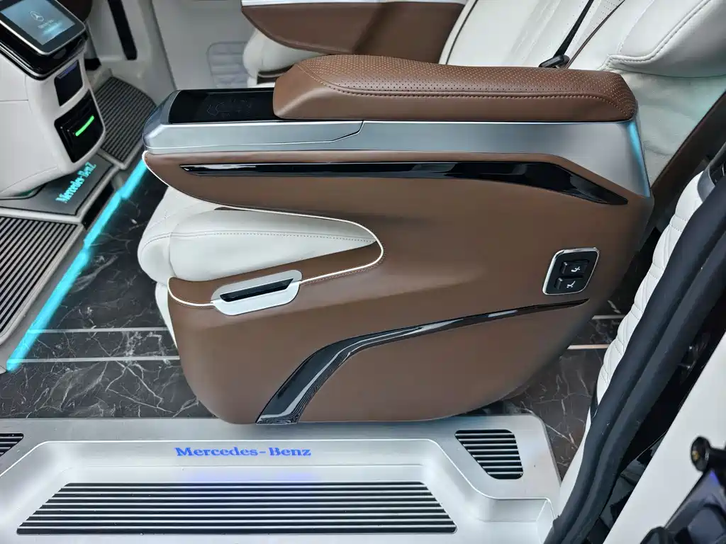 Vito 2021 2.0T Business Edition 7 seats купить на сайте DeffCars