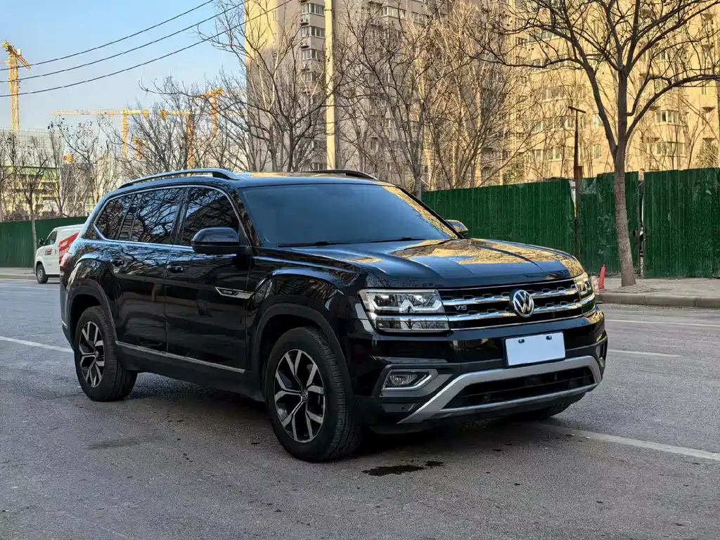 Touron 2021 330TSI two-wheel drive luxury version купить на сайте DeffCars