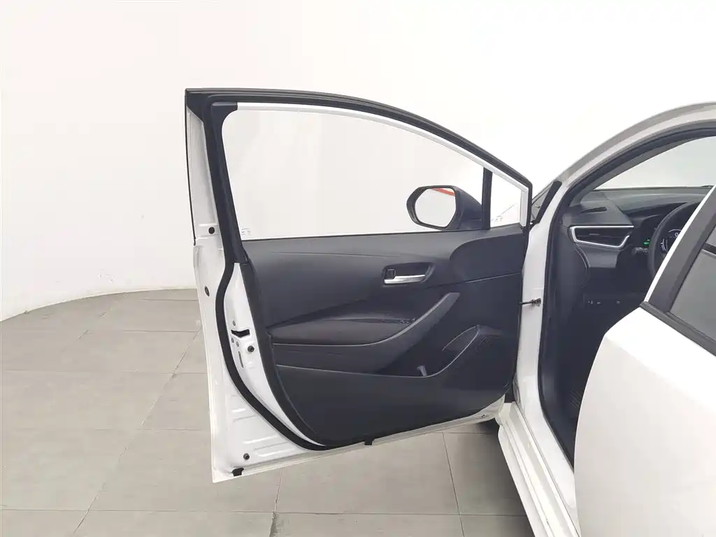 Ralink 2023 Intelligent Electric Hybrid Dual Engine 1.8L Leading Edition купить на сайте DeffCars