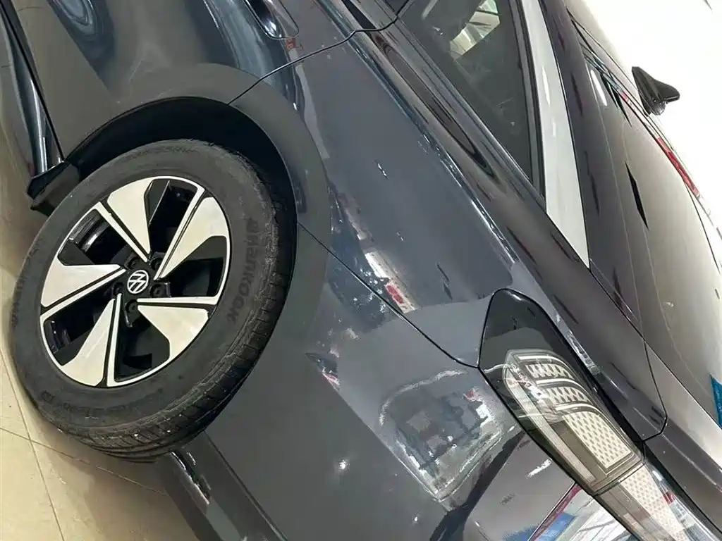 Volkswagen ID.7 VIZZION 2024 AIR купить на сайте DeffCars
