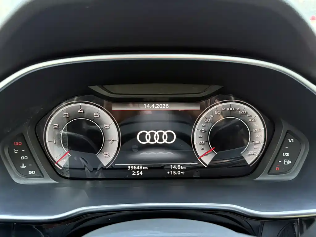 Audi Q3 2022 35 TFSI Fashionable and Dynamic купить на сайте DeffCars