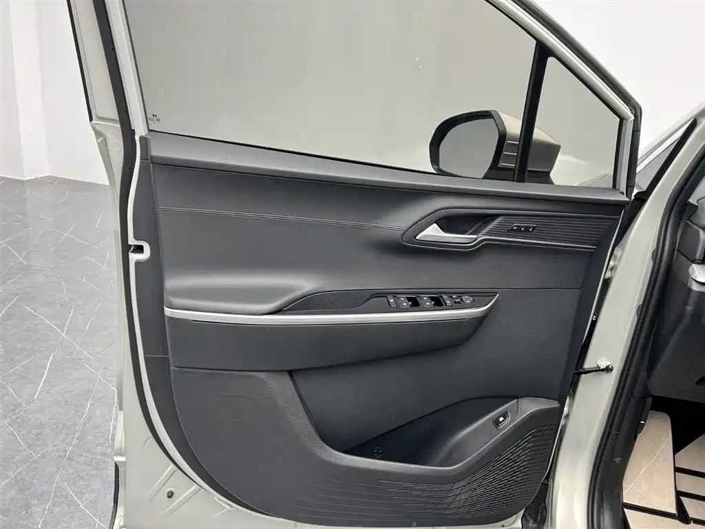 Kusitu 2021 380TGDi Smart Love Premium Edition LUX Premium купить на сайте DeffCars