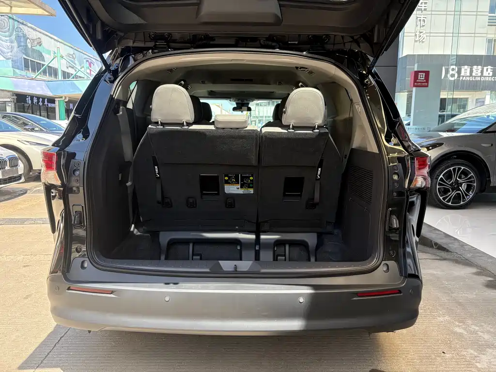 SIENNA 2024 2.5L Hybrid Comfort Edition купить на сайте DeffCars