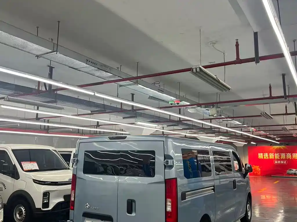 Cross Starlight EV 2025 350km luxury version 9 seats 50.23kWh купить на сайте DeffCars