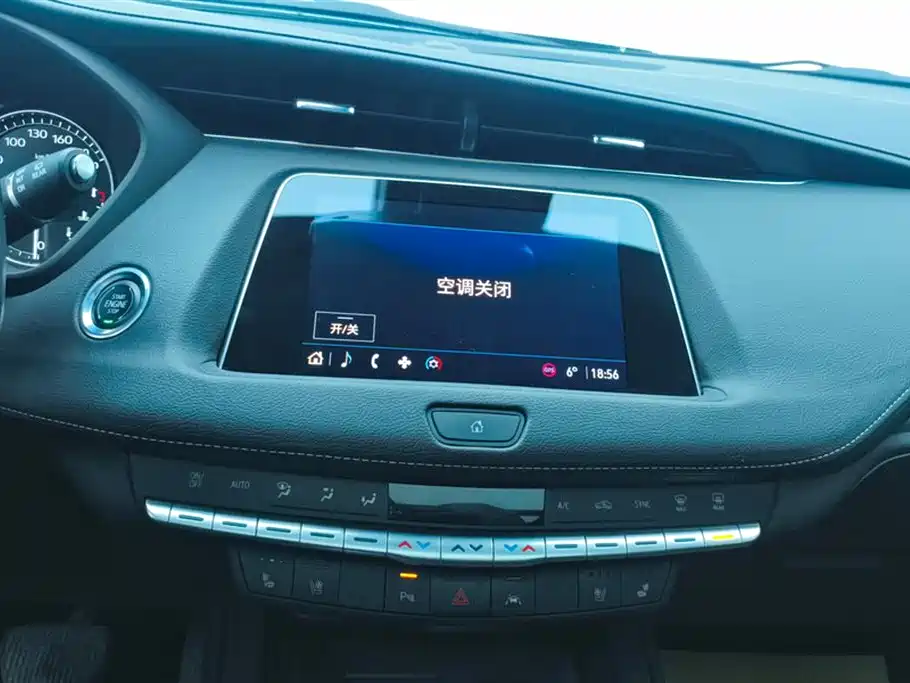 Cadillac XT4 2022 28T two-wheel drive premium model купить на сайте DeffCars