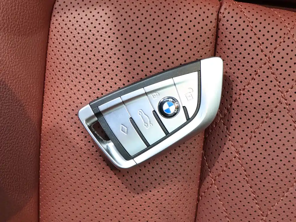 BMW 3 Series 2024 325Li xDrive M Sports Package купить на сайте DeffCars
