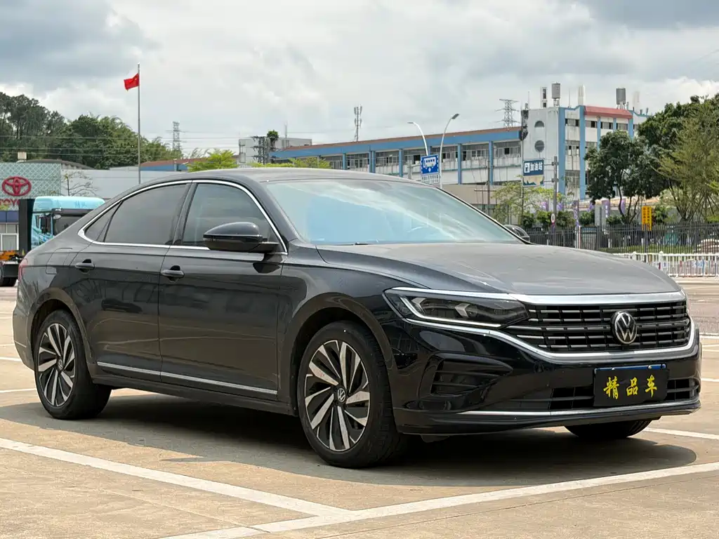 Passat 2023 facelift 330TSI Elite Edition купить на сайте DeffCars