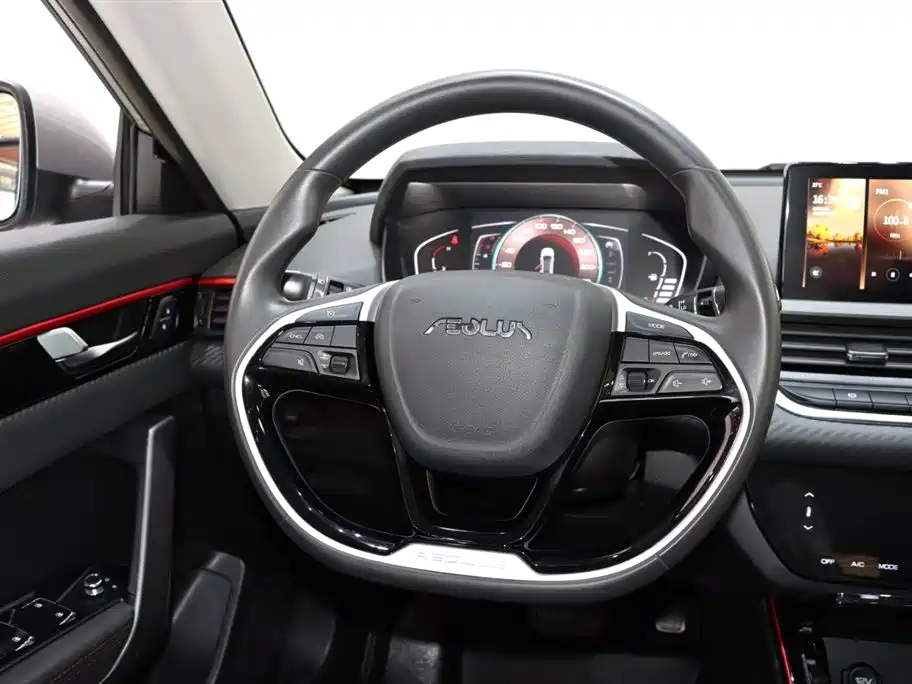 Yixuan 2021 230T Automatic Honor Edition купить на сайте DeffCars