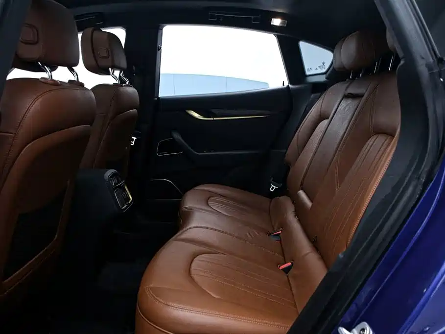 Levante 2018 3.0T Classic Edition купить на сайте DeffCars
