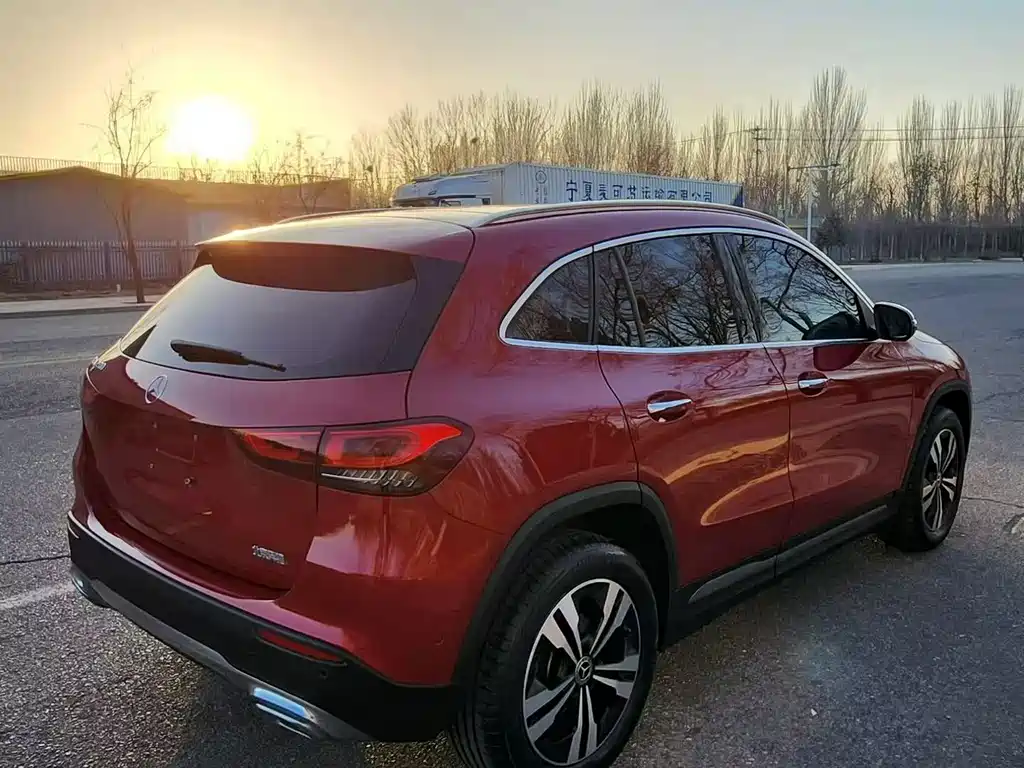 Mercedes-Benz GLA 2020 GLA 200 купить на сайте DeffCars