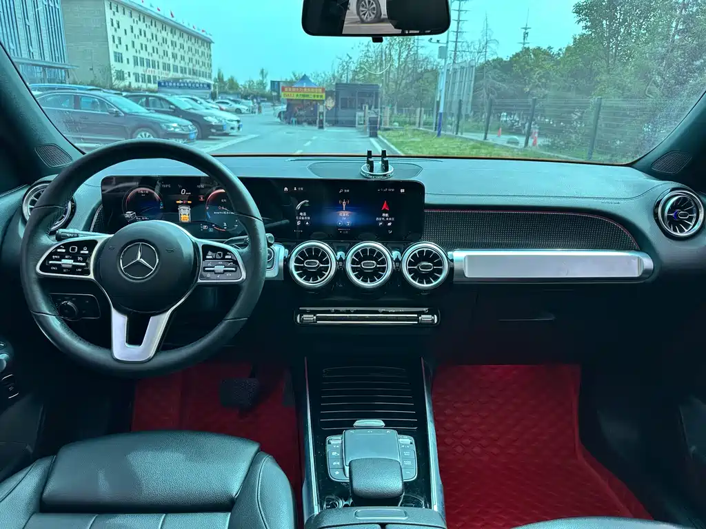 Mercedes-Benz GLB 2021 GLB 200 Dynamic купить на сайте DeffCars