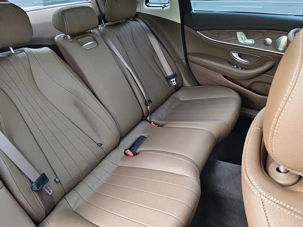Mercedes-Benz E-Class 2022 E 300 L Luxury Model купить на сайте DeffCars