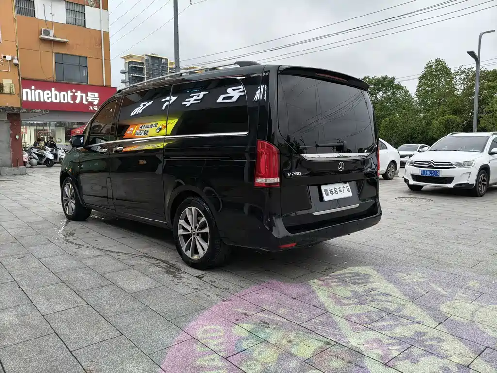 Mercedes-Benz V-Class 2022 V 260 Pilot Edition купить на сайте DeffCars