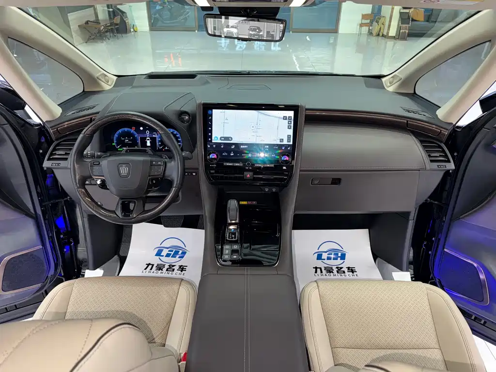 Wilfa 2024 Crown Dual Engine 2.5L Supreme Executive Edition купить на сайте DeffCars