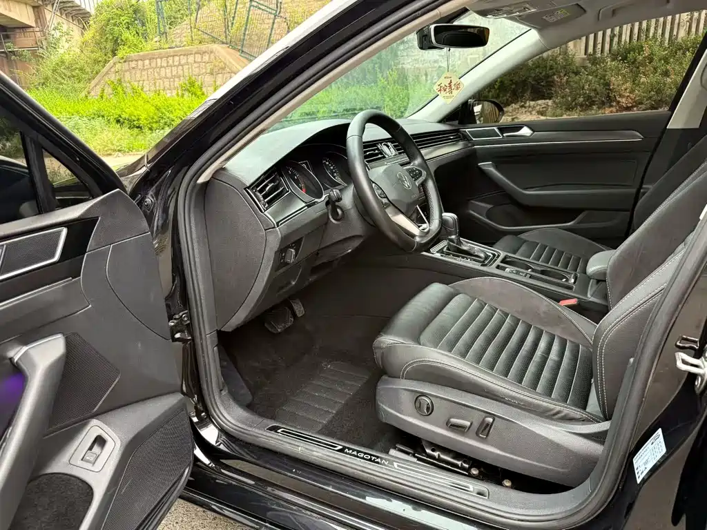 Magotan 2020 330TSI DSG leading model купить на сайте DeffCars