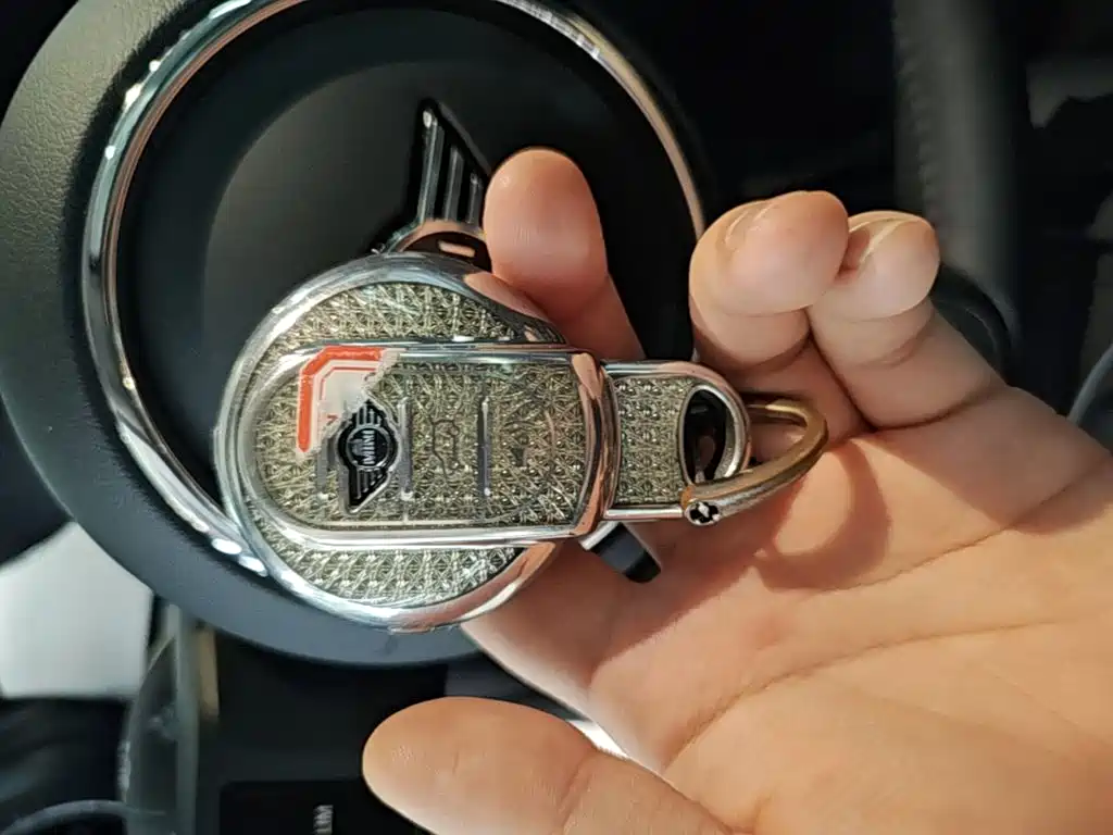 Mini 2023 1.5T Cooper Artist купить на сайте DeffCars