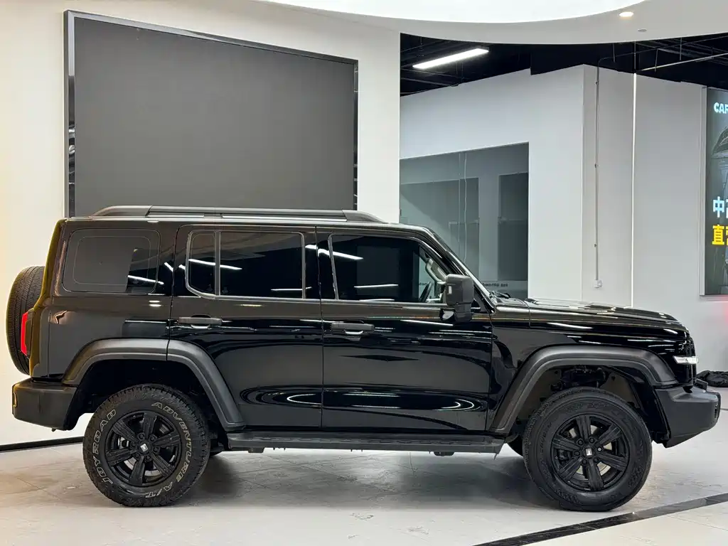 TANK 300 2023 off-road version 2.0T Challenger купить на сайте DeffCars