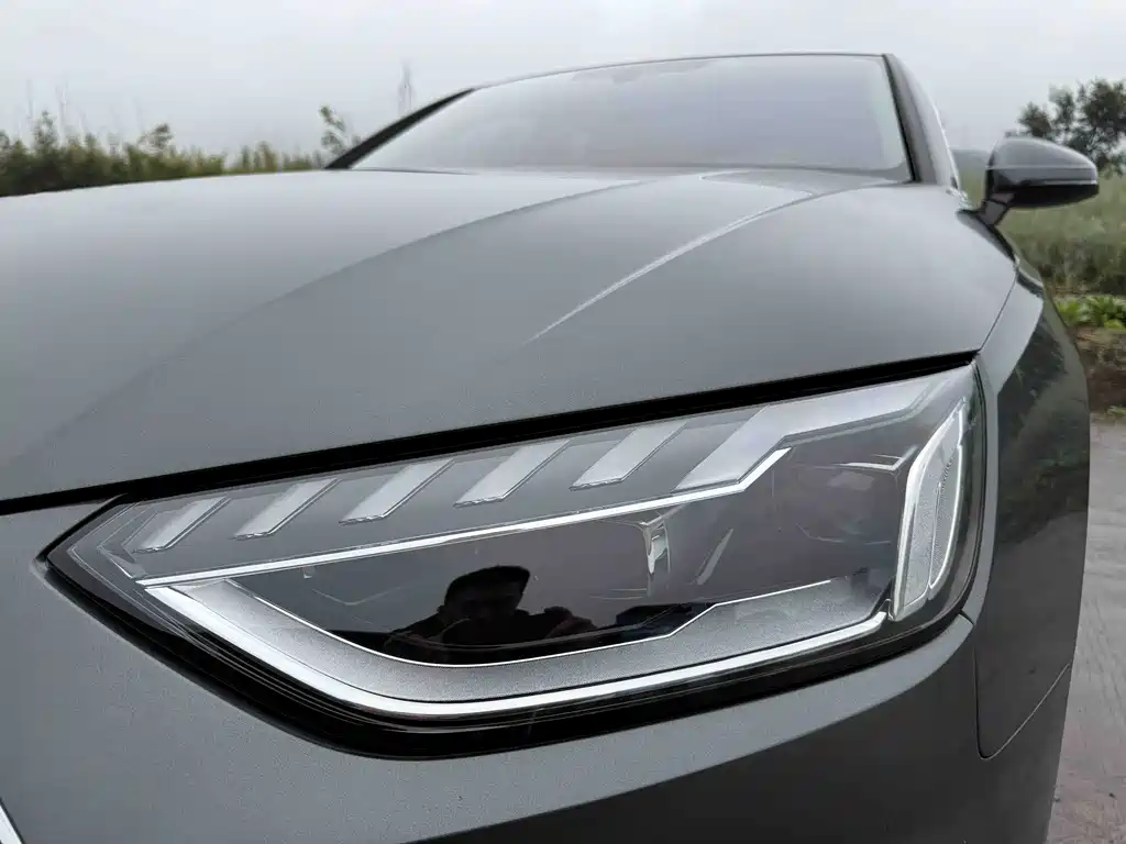 Audi A4L 2024 40 TFSI Fashionable and Dynamic купить на сайте DeffCars