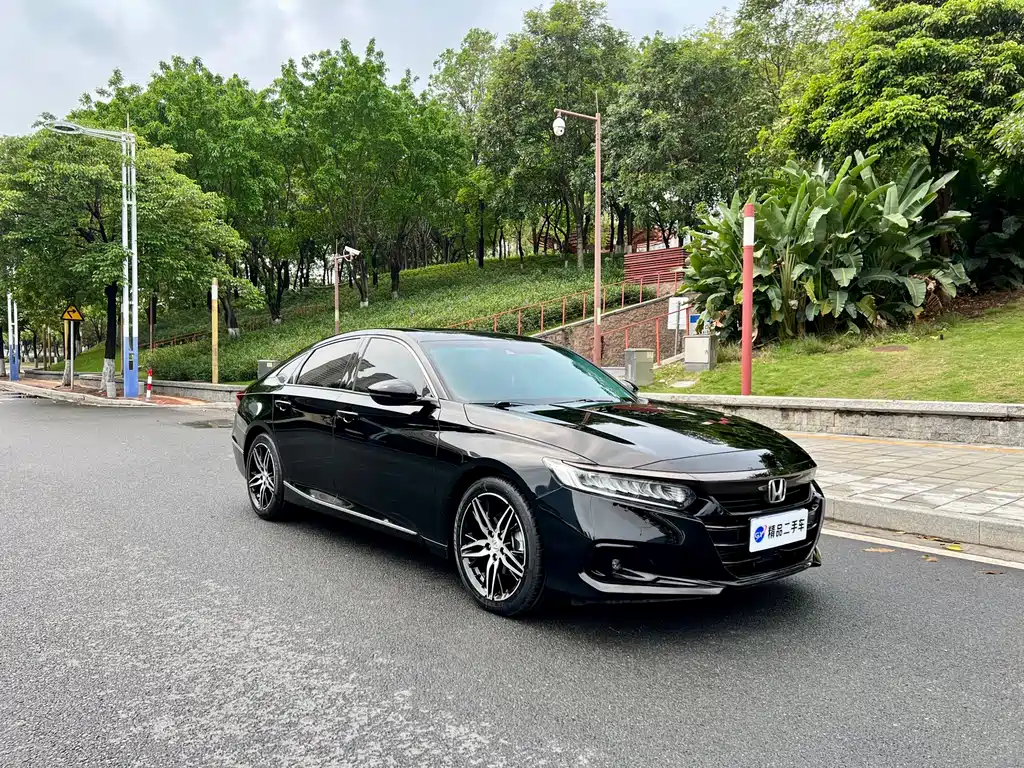 Accord 2022 260TURBO Magic Night Premium Edition купить на сайте DeffCars