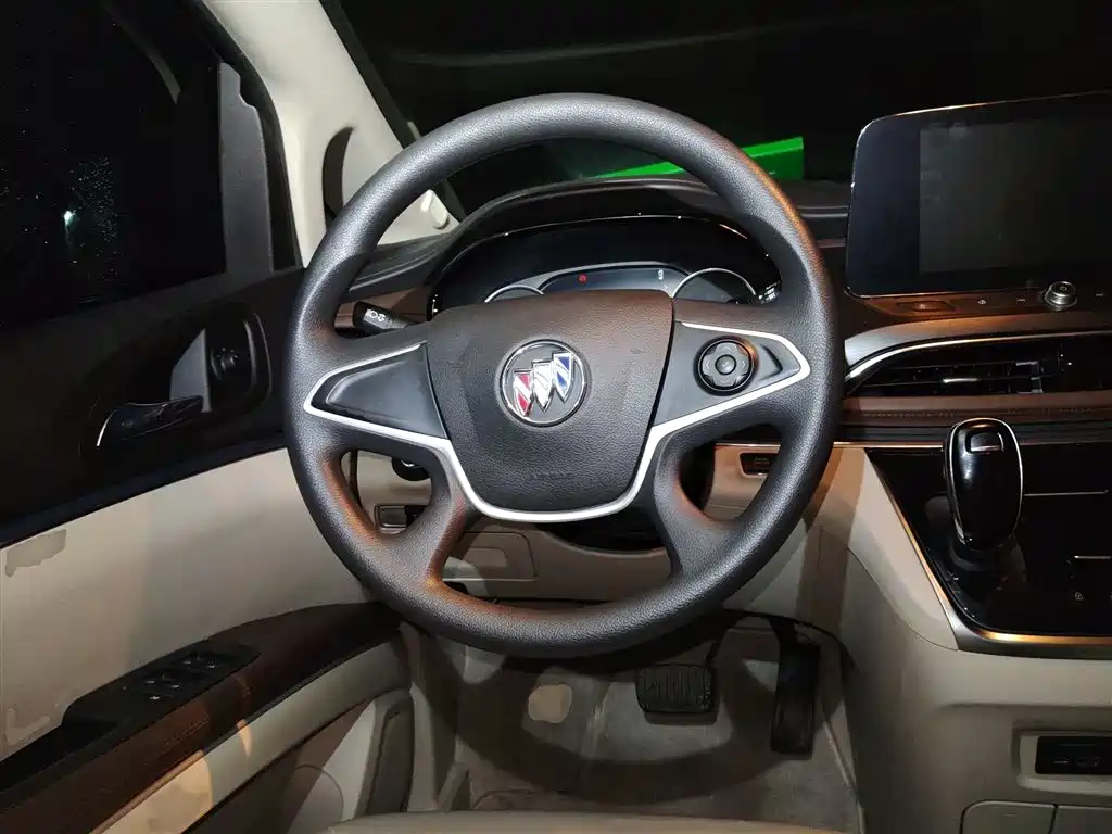 Buick GL8 2023 Land Business Class Comfort Type купить на сайте DeffCars