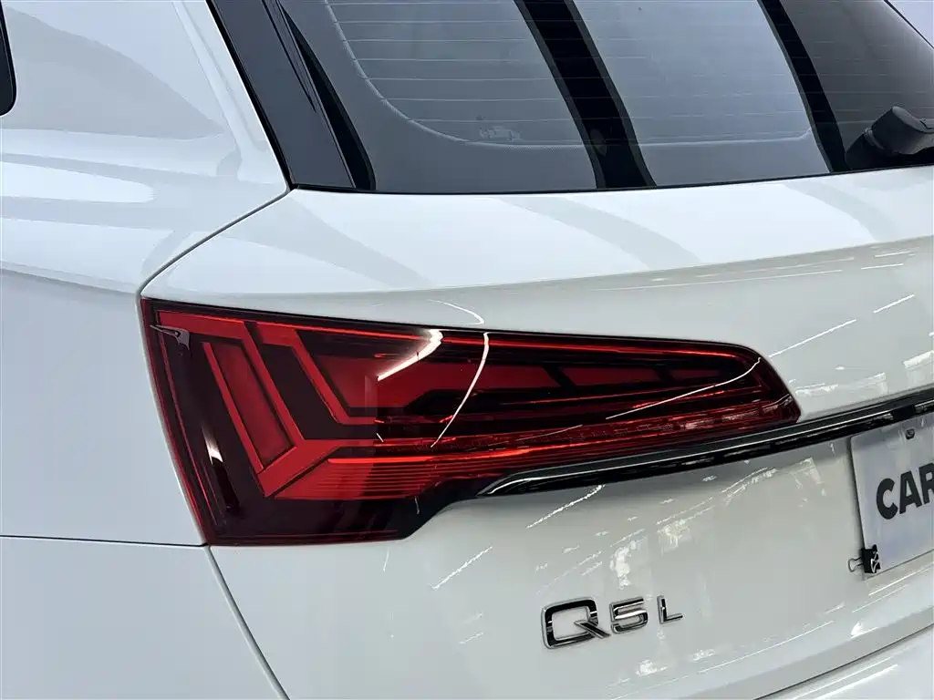 Audi Q5L 2023 40T luxury and dynamic model купить на сайте DeffCars
