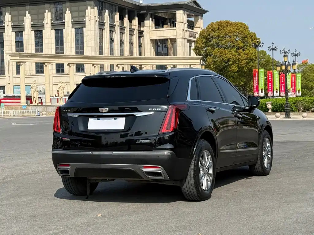 Cadillac XT5 2022 2.0T two-wheel drive luxury model купить на сайте DeffCars