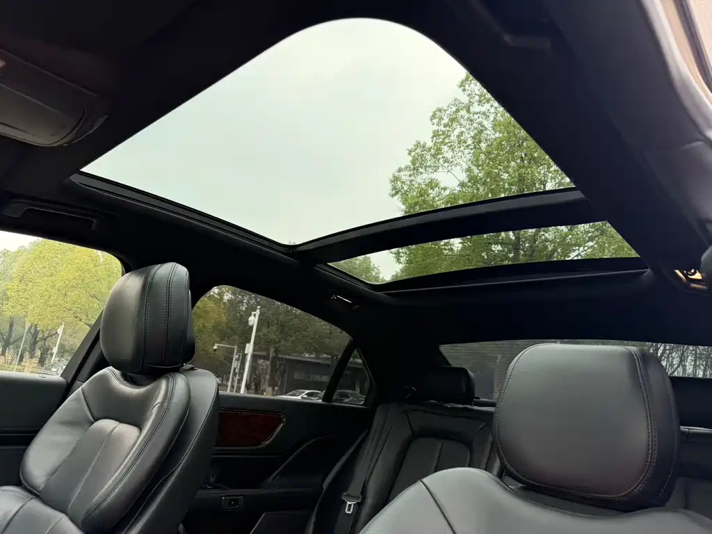 Lincoln Continental 2019 2.0T 2WD Exclusive Edition National V купить на сайте DeffCars