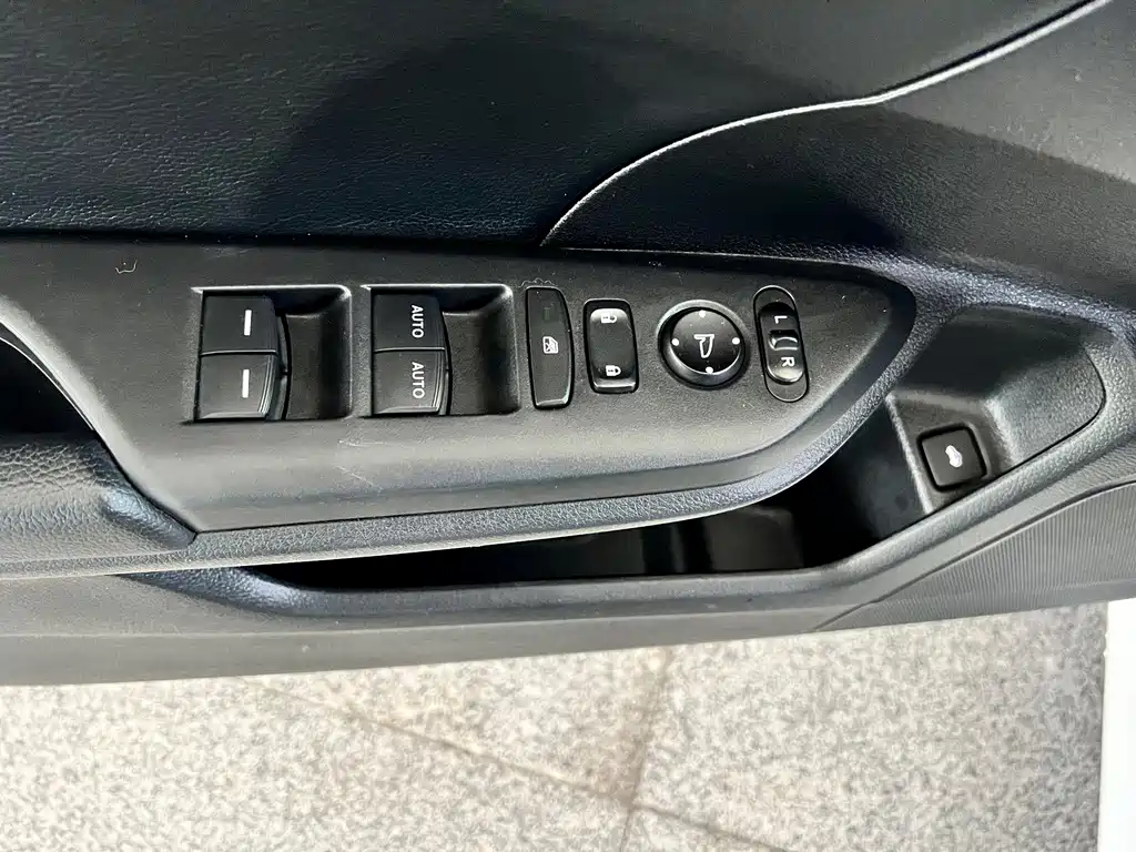 Civic 2016款 220TURBO CVT尊贵版 купить на сайте DeffCars