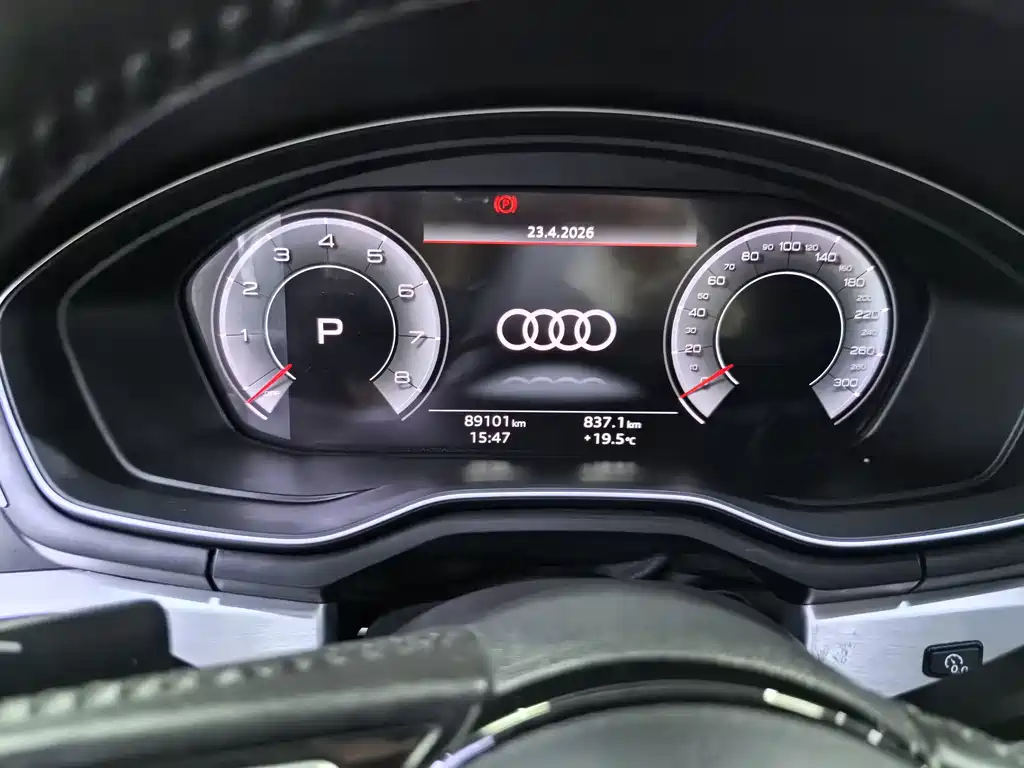Audi A4L 2020 40 TFSI Fashionable and Dynamic купить на сайте DeffCars