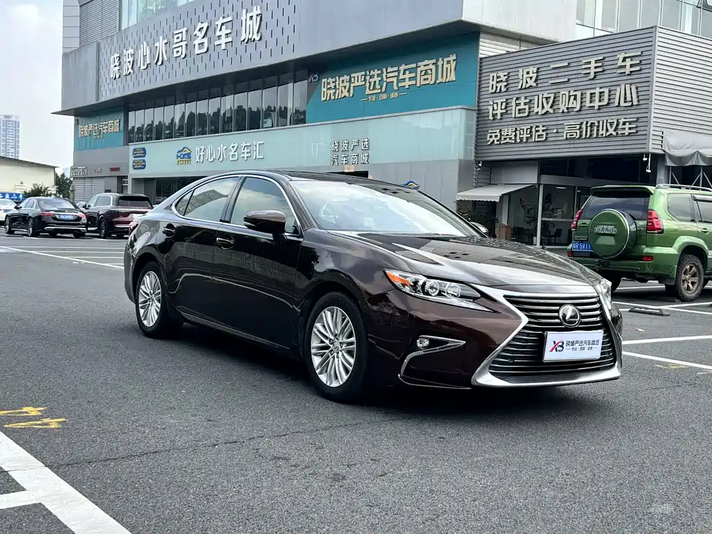 Lexus ES 2015 200 Comfort Edition купить на сайте DeffCars