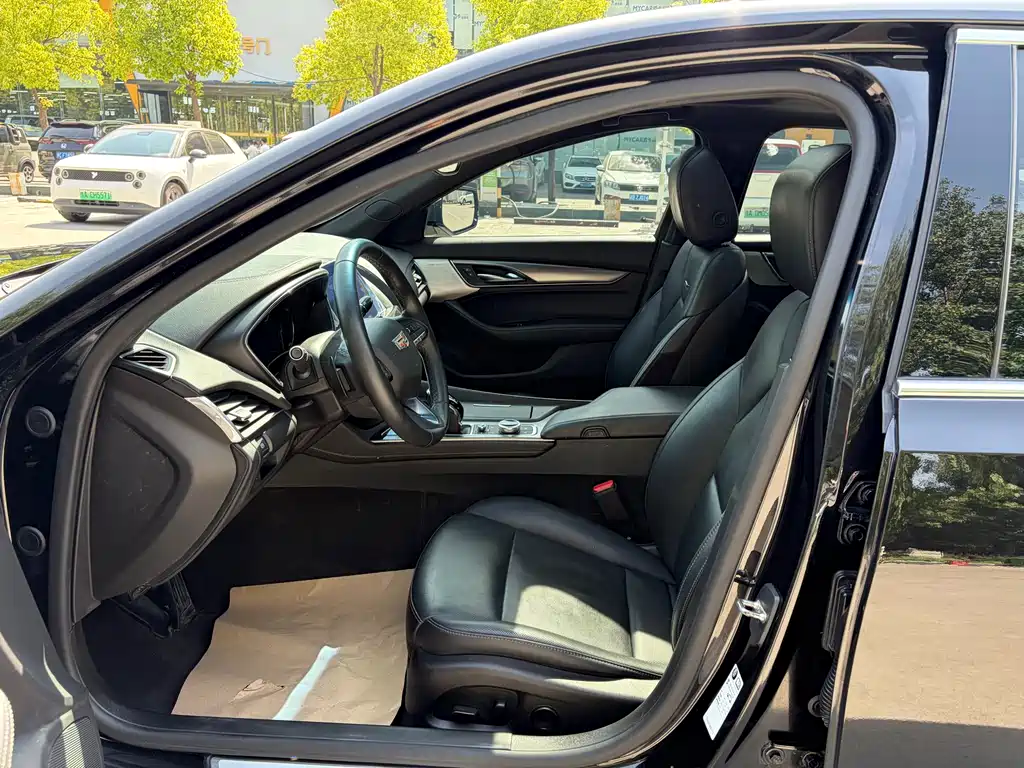 Cadillac CT5 2021 28T luxury model купить на сайте DeffCars