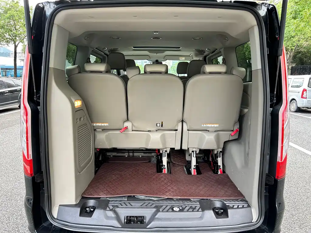 Tourneo 2017 2.0T Automatic Lite Edition купить на сайте DeffCars